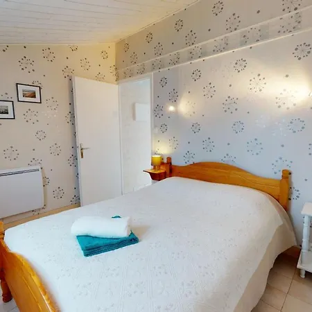 Holiday home Charmante Ferme Marine, Complexe Avec Piscine Bretignolles-sur-Mer